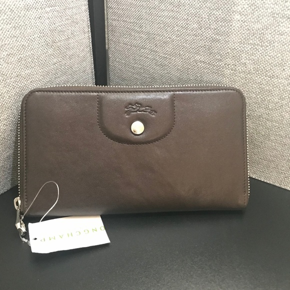 longchamp ladies wallet